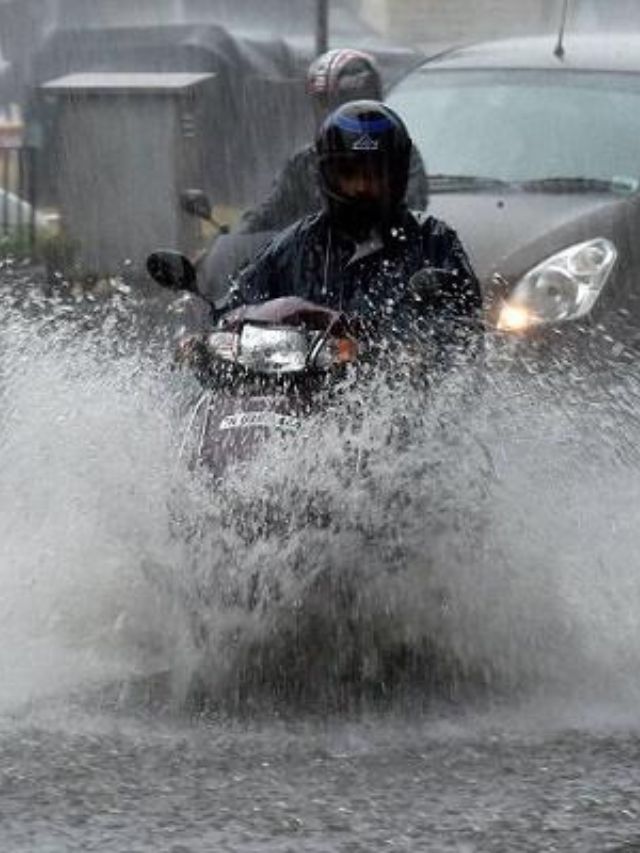 Jharkhand  Weather News: बारिश से नहीं मिलेगी 16 अगस्त तक राहत, रांची में 47 मिमी हुई बरसात