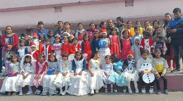 Children's fancy dress competition held in Bharat Bharti Vidyalaya