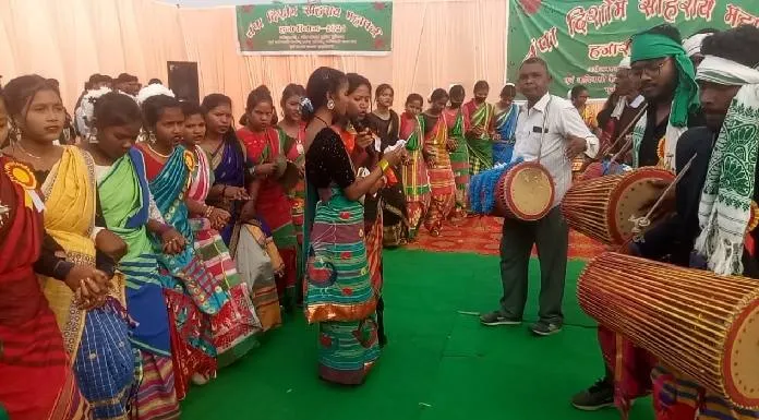 Grand celebration of Champa Dishom Sohrai festival in Hazaribagh