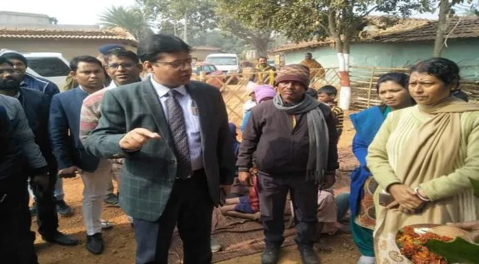 Ranchi DC observed development works in Bedo block
