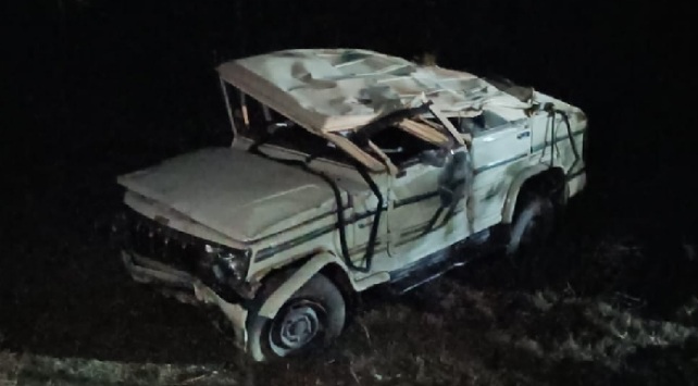 Bolero overturned after hitting a motorcyclist