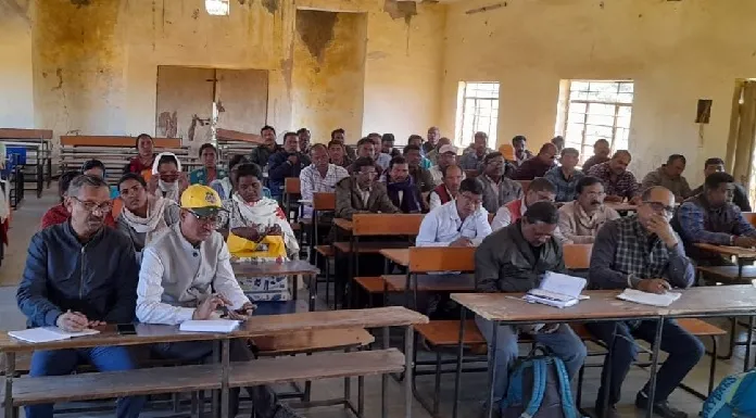 Guru Goshti program was organized in Gumla's Bharno block