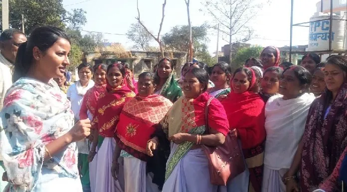 MLA Amba Prasad met the agitating health workers