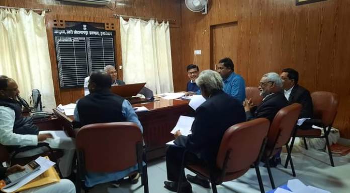 commissioner discussed on stage carriage permit for buses with less than 22 seats