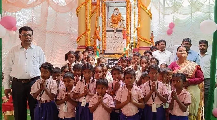 Tribute paid to late Nirmal Yadav on Martyrdom Day