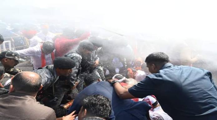 Lathicharge on BJP workers in Ranchi