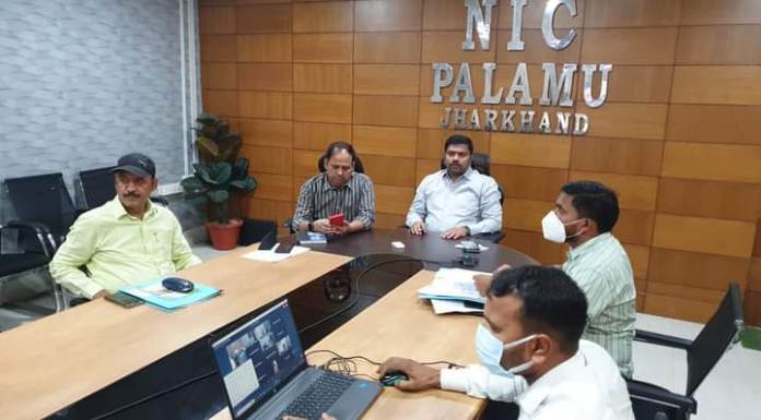 Palamu DC holds District Mining Task Force meeting
