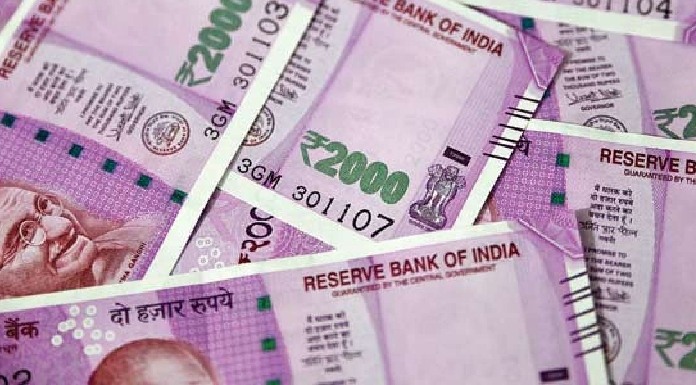 Breaking News: 2000 रुपये के नोट होंगे प्रचलन से बाहर, RBI का बड़ा एलान