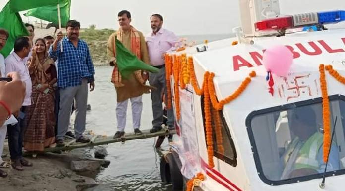 Boat ambulance will provide free health facility in Sahibganj