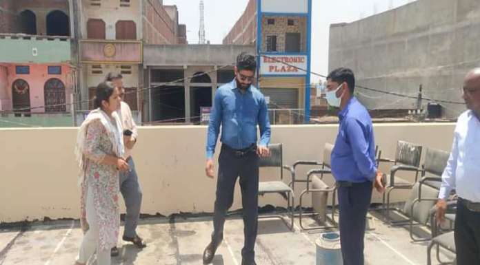 Chatra DC inspected the subdivision library