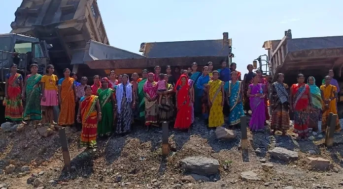 Displaced people stopped the production of CCL Urimari project