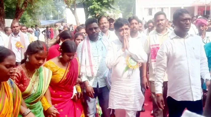 Fagu Besra elected central president of Santhal Samaj Dishome Manjhi Pargana