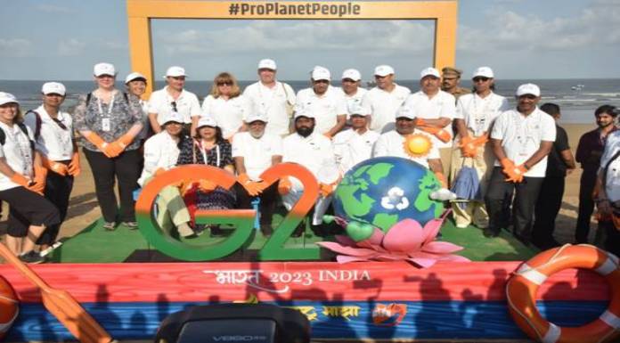 G-20 mega beach cleanliness drive at Mumbai's Juhu beach