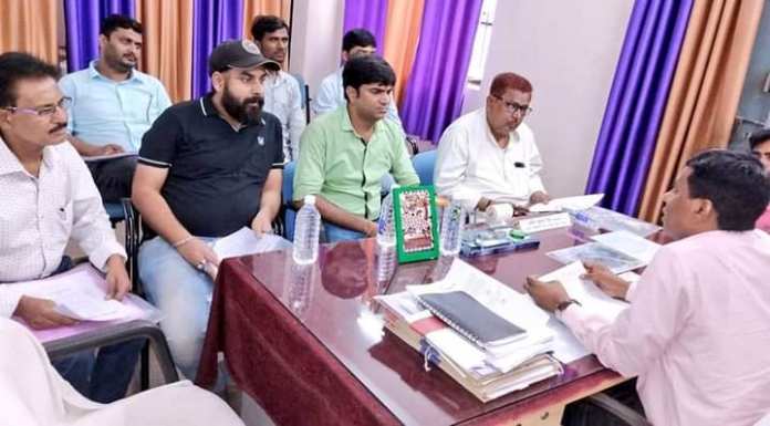 Deputy Election Officer held a meeting with representatives of political parties