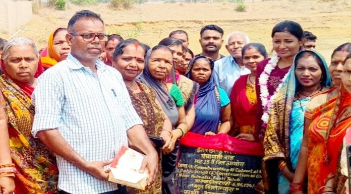 MLA Amba Prasad laid the foundation stone of Jal Minar and Chhath Ghat