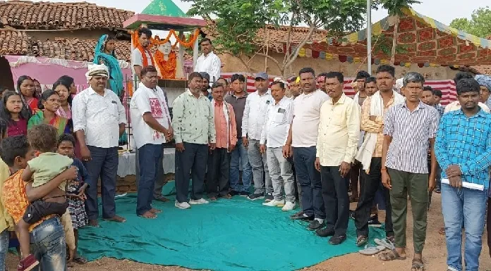 Martyr Tuleshwar Hembrom's 11th death anniversary celebrated