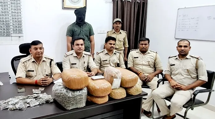 Police raided and recovered 13.5 kg of ganja