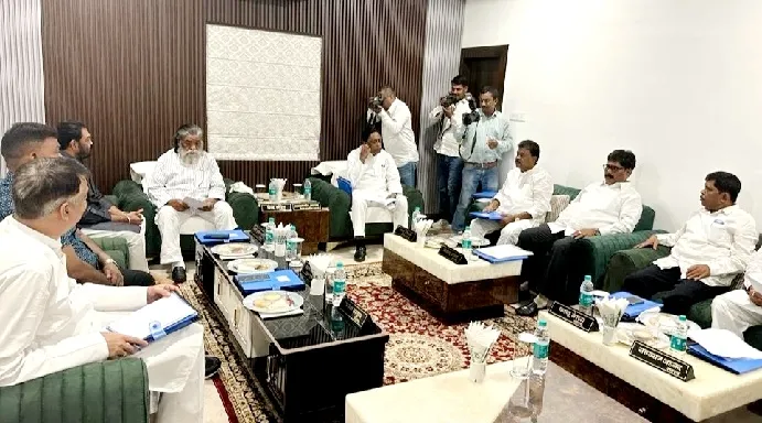 Shibu Soren held the Jharkhand State Coordination Committee meeting.