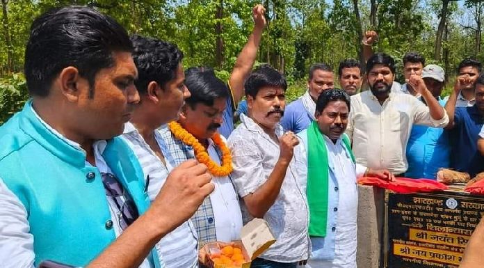 MLA JP Patel laid the foundation stone of Karambeda road