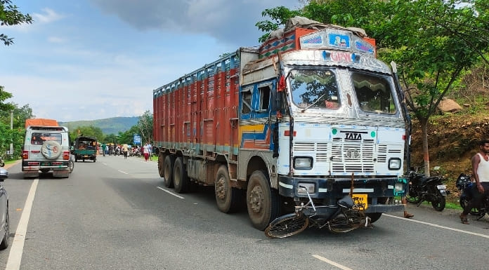 Man died after being hit by LP truck, road jammed