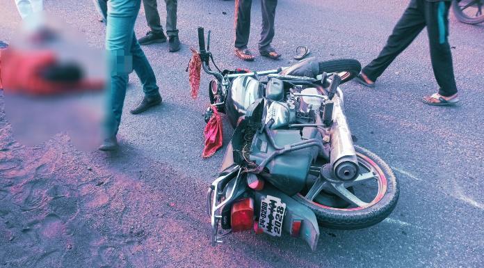 हजारीबाग: सड़क दुर्घटना में बाइक सवार युवक-युवती की घटनास्थल पर मौत