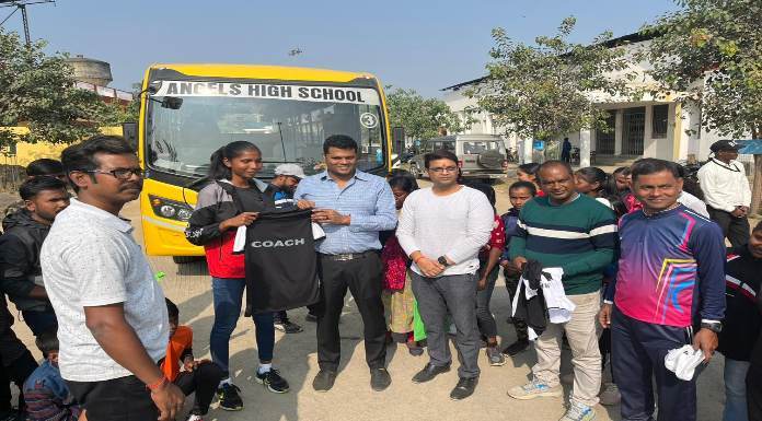 Hazaribagh team leaves for Bokaro to participate in sub-junior Kho-Kho competition