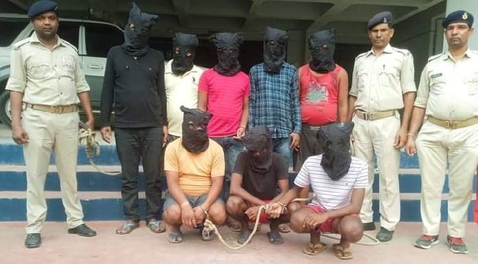 Jamtara police arrested eight cyber criminals