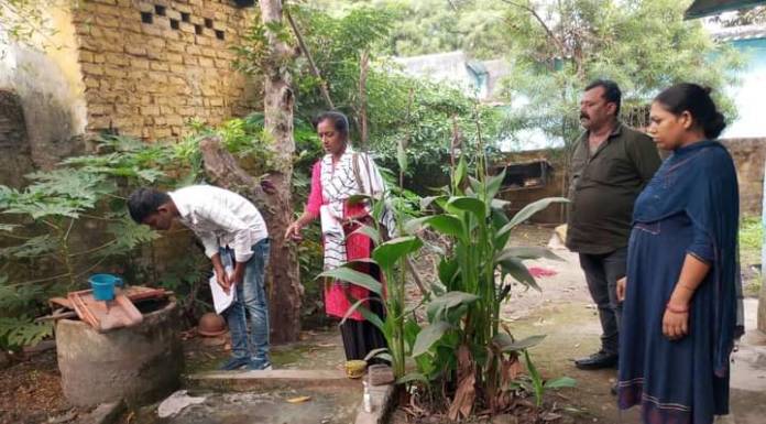 Larvicidal medicine sprayed around the houses of dengue infected patients in Dhanbad