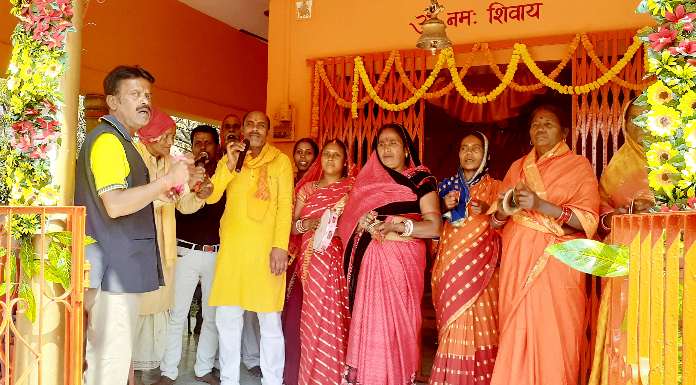 24-hour Akhand Hari Kirtan begins in Barkakana Shiv Temple on Mahashivratri