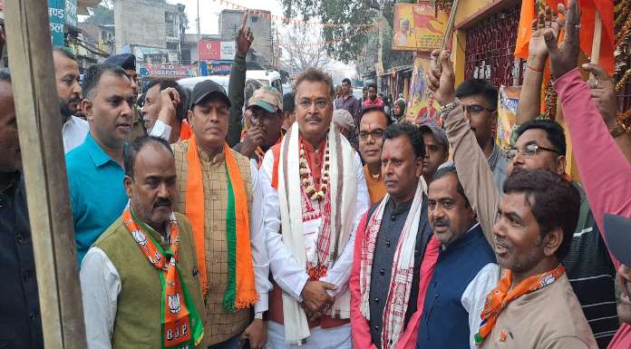 BJP candidate Manish Jaiswal welcomed at many places in Ramgarh district