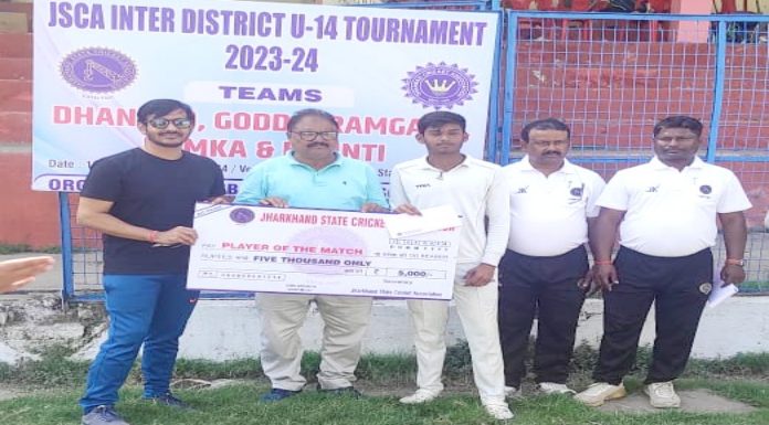 Ramgarh District Under-14 team cricketer Devesh Goyal created history