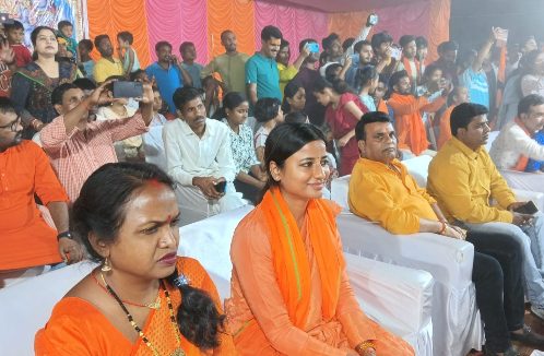 Clash between Ram Navami Akhara Committee and MLA supporters in Barkakana,