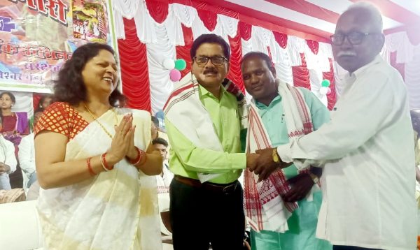 Sarhul mshotsav organized at Mahatma Gandhi Maidan, Urimari