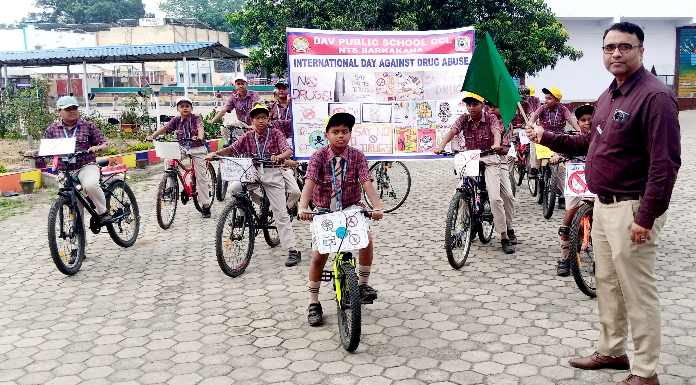 DAV Barkakana takes out cycle rally against drug abuse
