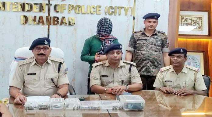 Wife complains of assault to police in Dhanbad, husband arrested with 80 cartridges